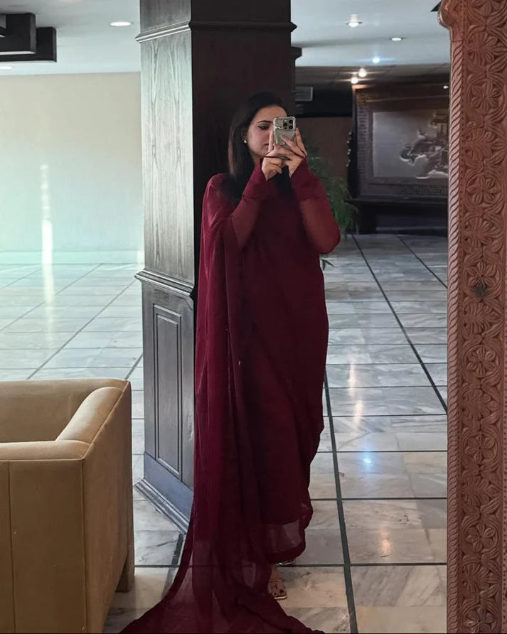 V Sleeve Chiffon Saree